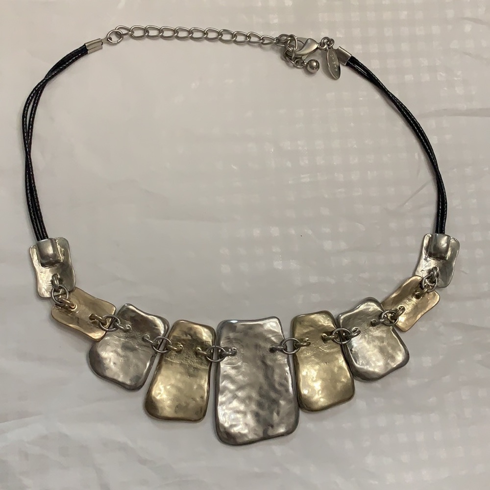 Chico’s Sloan hammered silver and gold chunky bib statement necklace - Picture 12 of 17